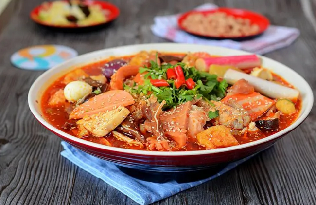 冒菜加盟費(fèi)要多少錢？冒菜加盟風(fēng)險(xiǎn)有哪些？