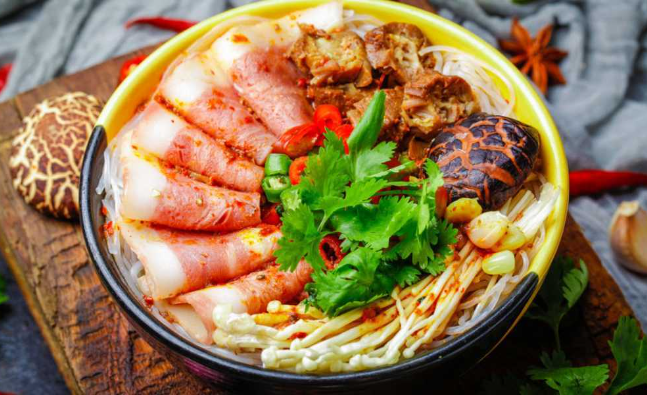 成都冒菜加盟費(fèi)多少？想做餐飲的看過來