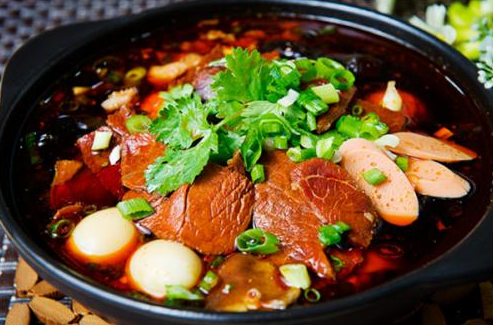 選對地點(diǎn)，冒菜店生意興??！