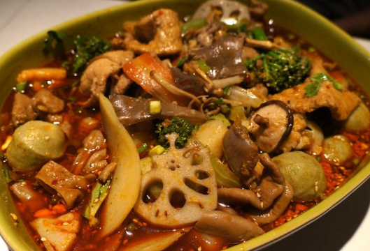 冒菜店加盟還是自己開(kāi)比較好呢？