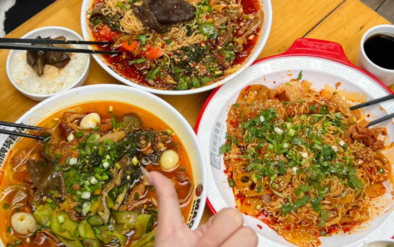 現(xiàn)在愛吃冒菜的人多不多？